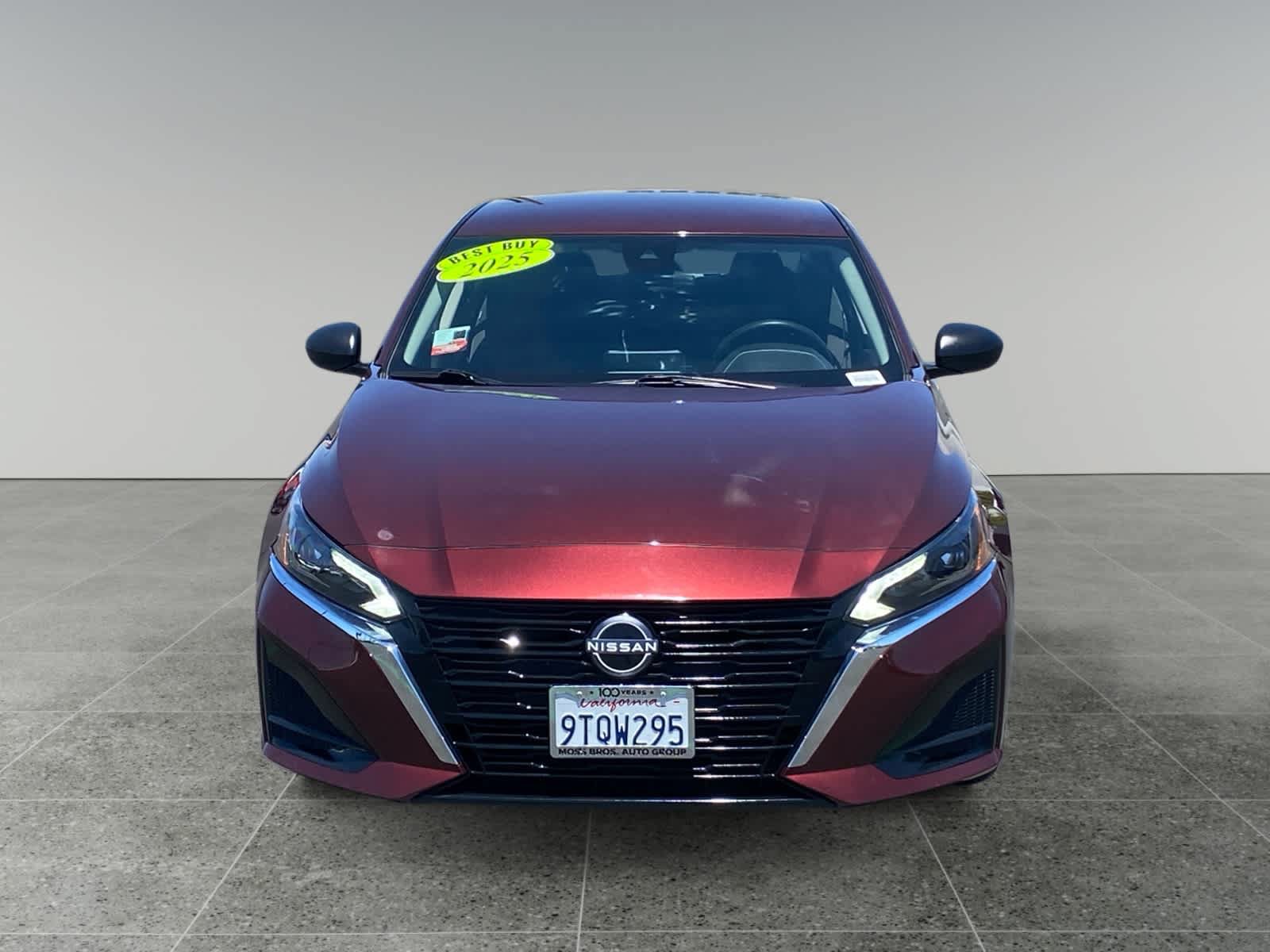 Used 2025 Nissan Altima 2.5 SV FWD image 8