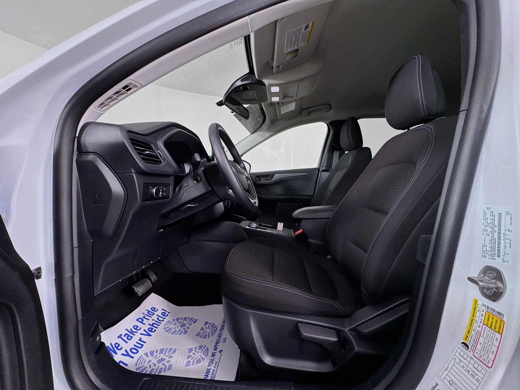 Used 2025 Ford Escape Active AWD/4WD image 20