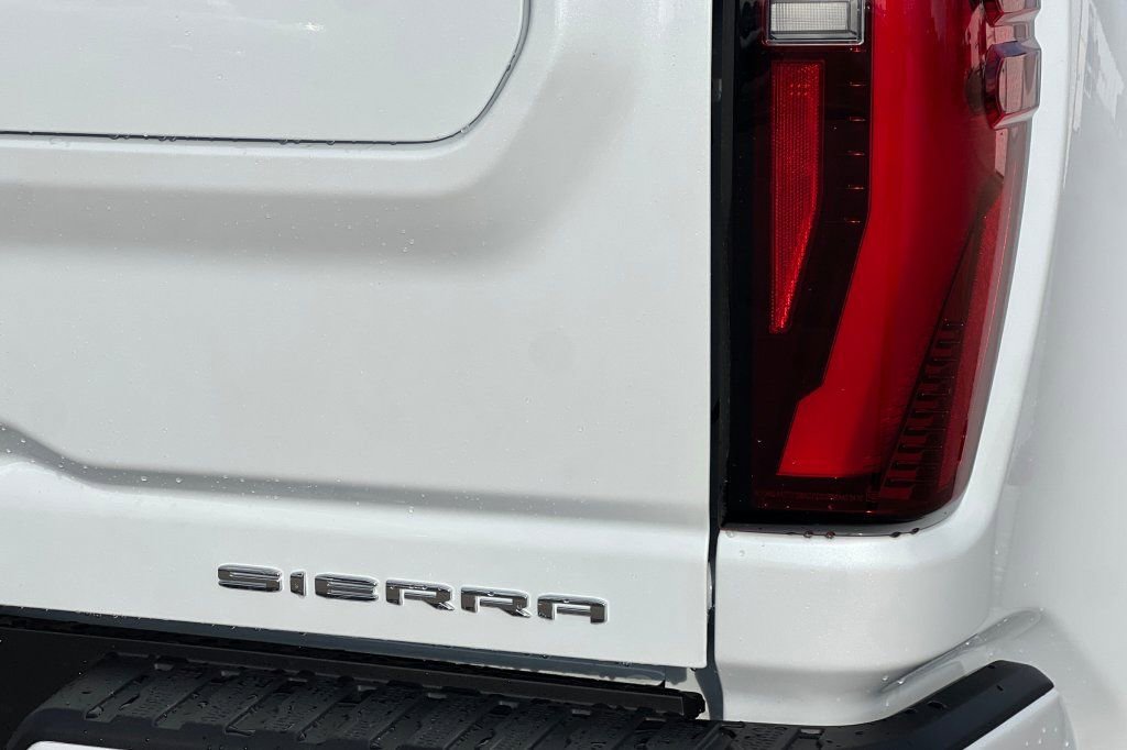 New 2026 GMC Sierra 3500 Denali Ultimate image 21