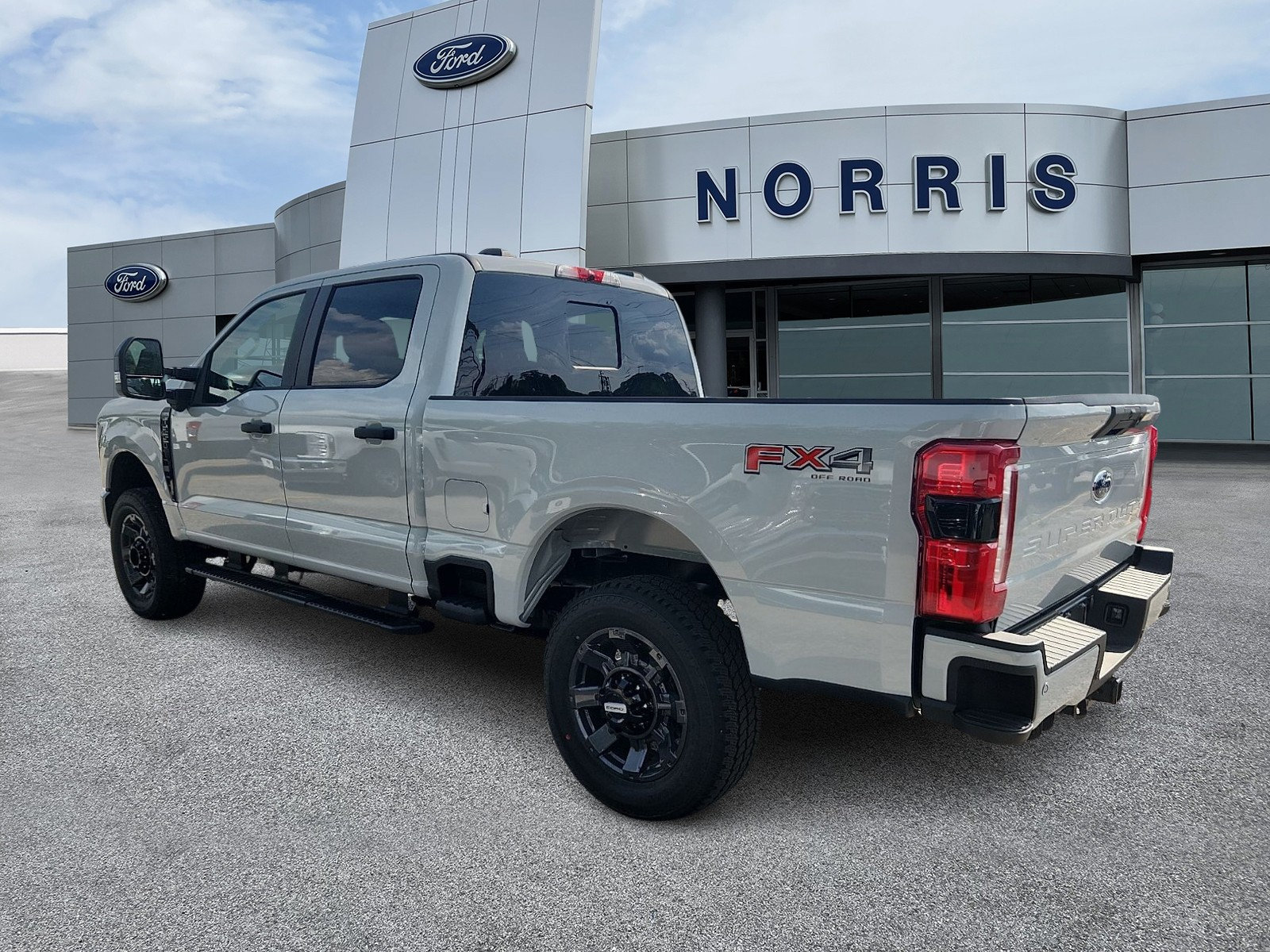 New 2026 Ford F250 XL AWD/4WD image 3