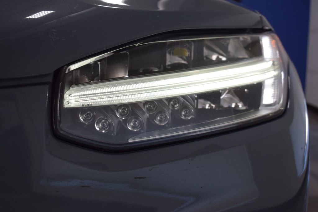 Used 2020 Volvo XC90 T5 Momentum w/ Protection Package image 33