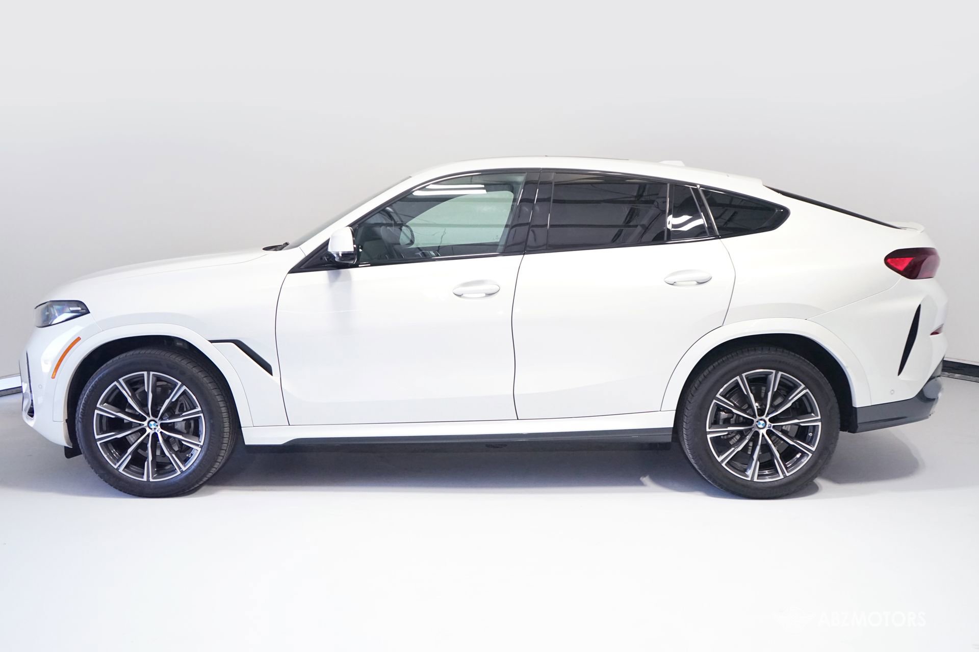 Used 2026 BMW X6 xDrive40i image 5