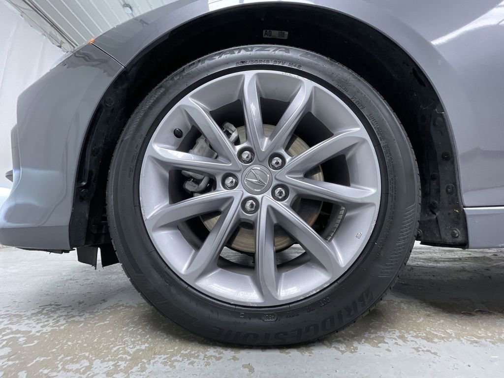 Used 2022 Acura TLX Base image 9