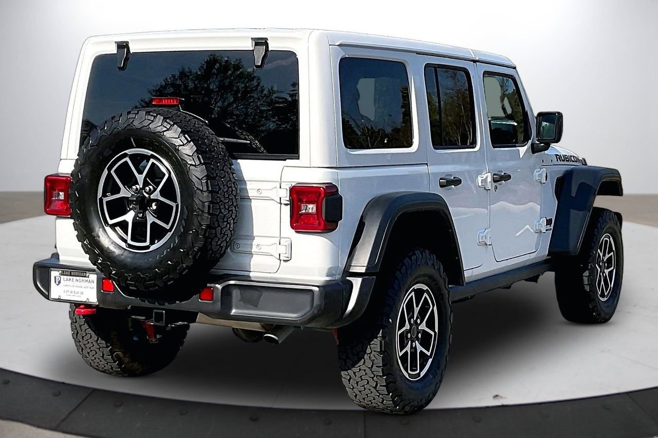 Certified 2025 Jeep Wrangler Unlimited Rubicon w/ Convenience Group image 9