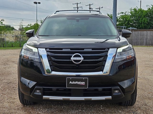 Used 2024 Nissan Pathfinder SL video 2