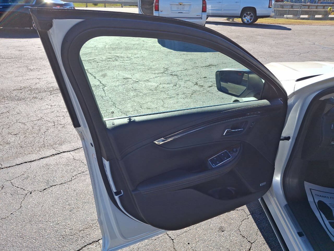 Used 2014 Chevrolet Impala LTZ FWD image 14