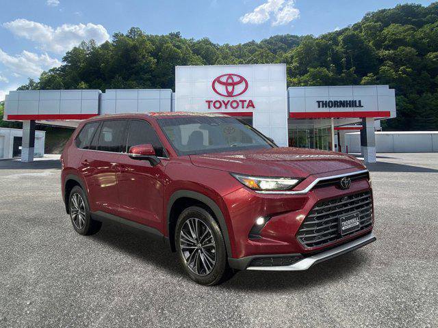 Certified 2025 Toyota Grand Highlander AWD Hybrid image 1