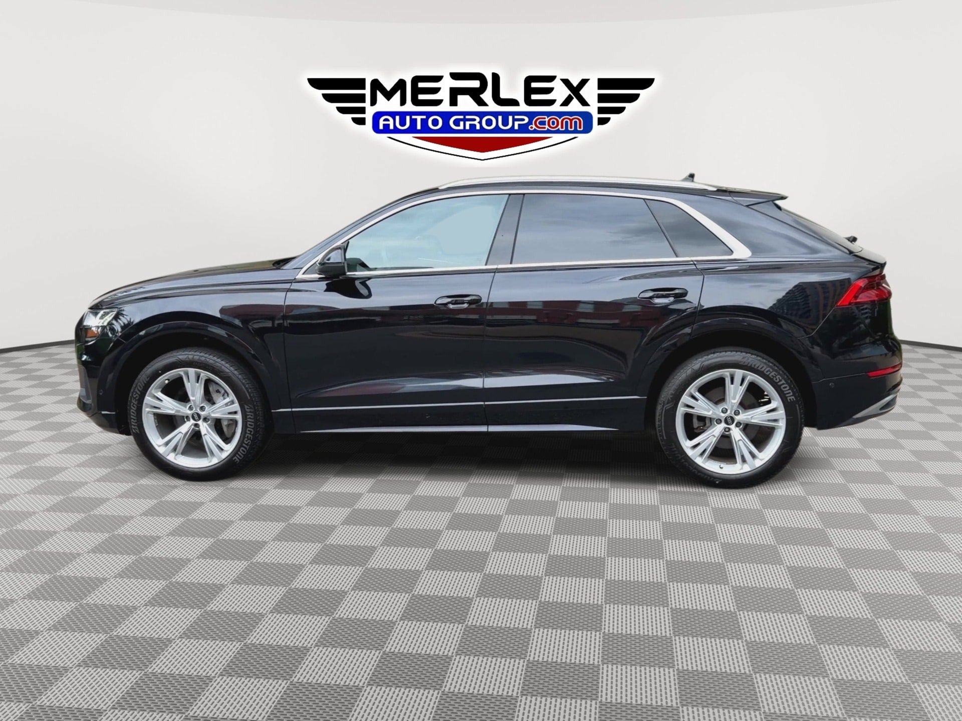 Used 2021 Audi Q8 Premium Plus AWD/4WD image 5