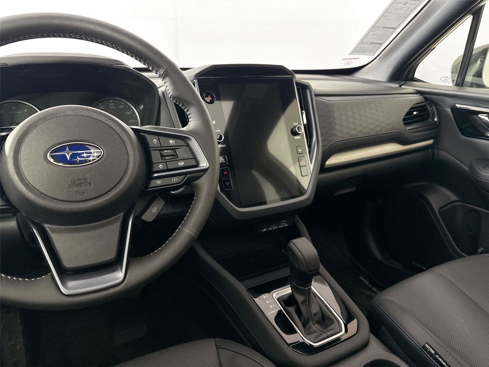 Used 2025 Subaru Forester Limited image 34