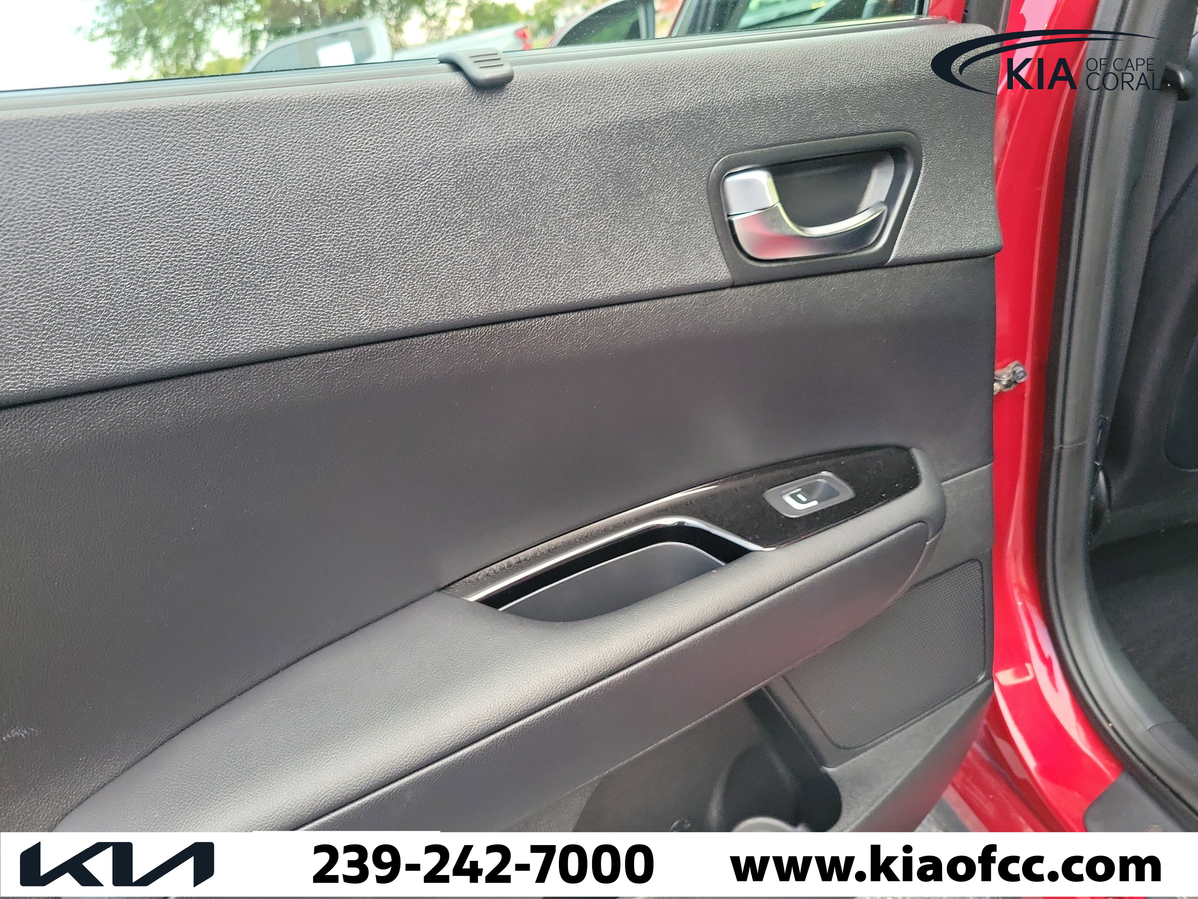 Used 2016 Kia Optima SX FWD image 12