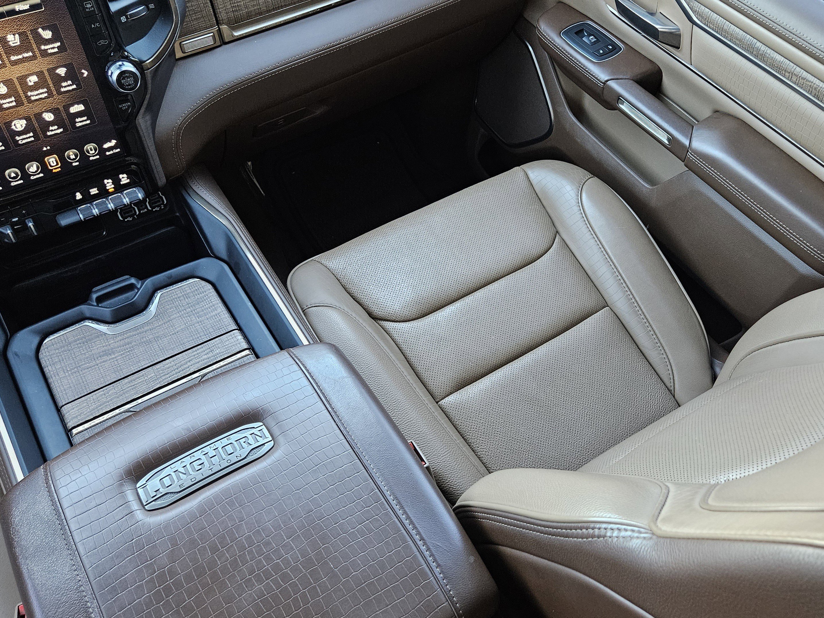 Used 2020 RAM 1500 Limited image 16