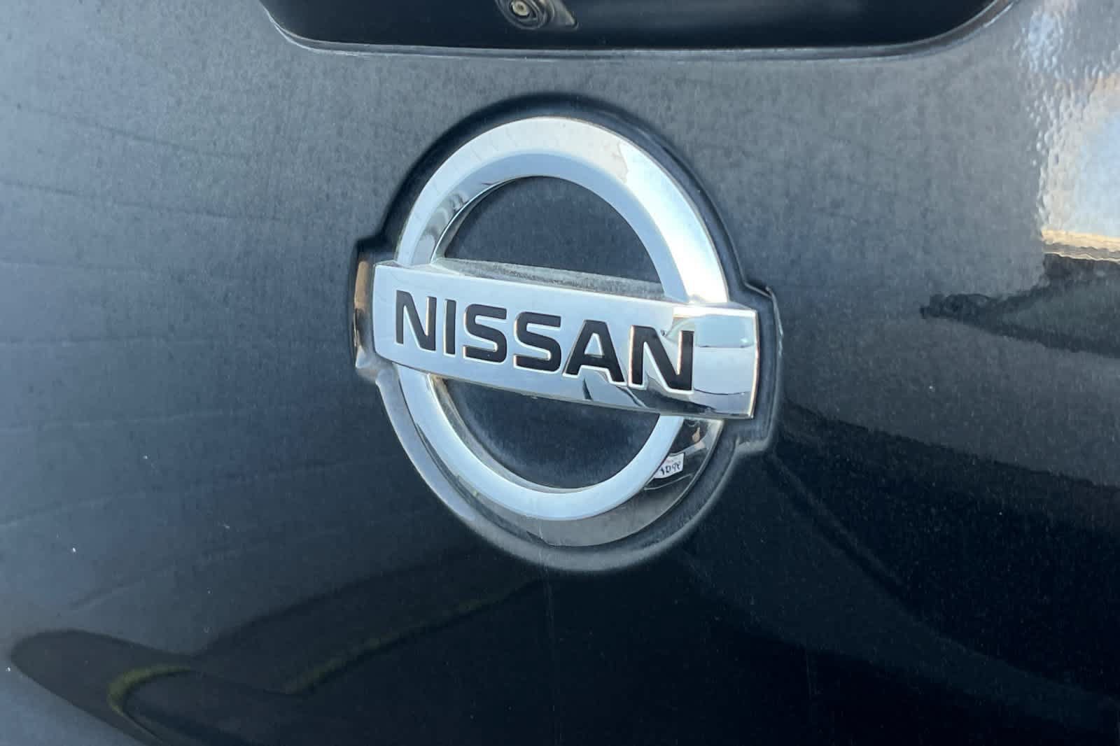 Used 2021 Nissan Titan SV w/ SV Convenience Package AWD/4WD image 27