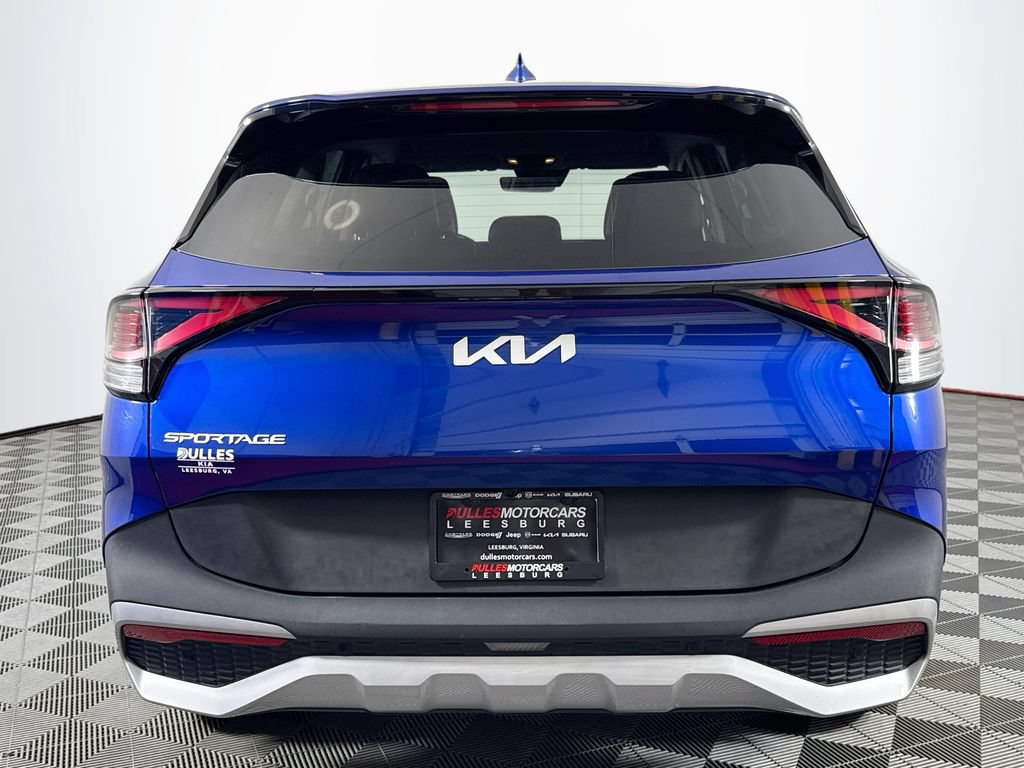 Used 2024 Kia Sportage EX FWD image 6