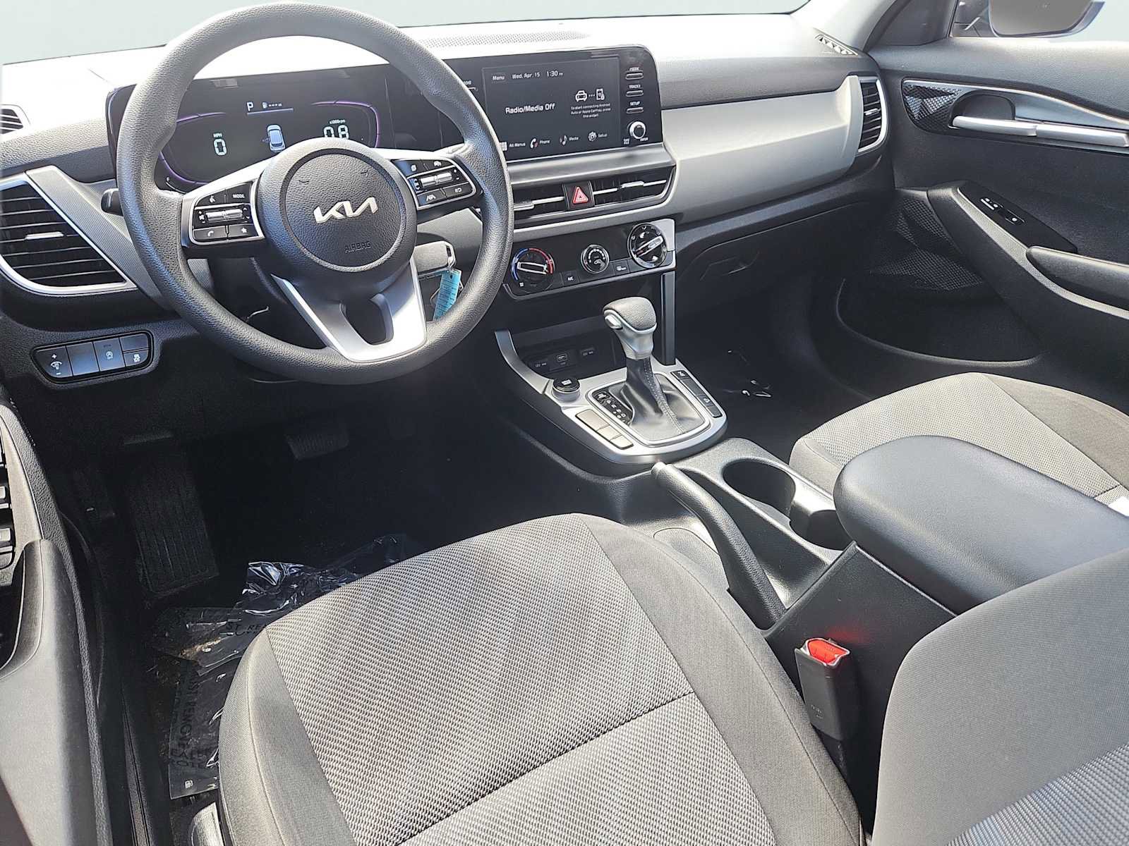 Used 2024 Kia Seltos LX AWD/4WD image 11