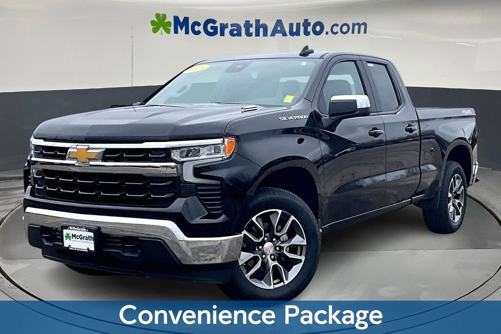 Used 2025 Chevrolet Silverado 1500 LT AWD/4WD image 3