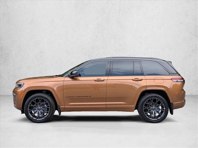 New 2026 Jeep Grand Cherokee Summit w/ Obsidian Package AWD/4WD image 5