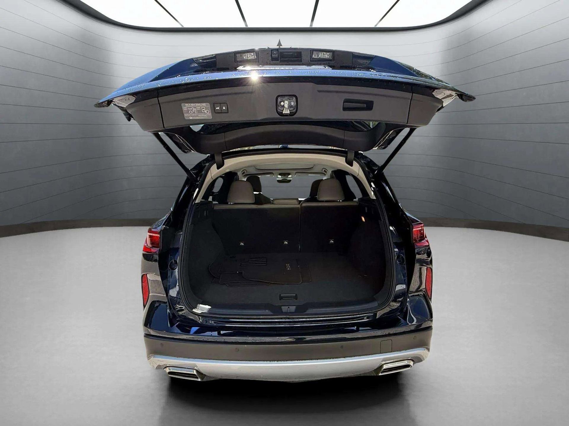 Used 2023 INFINITI QX50 Luxe image 23