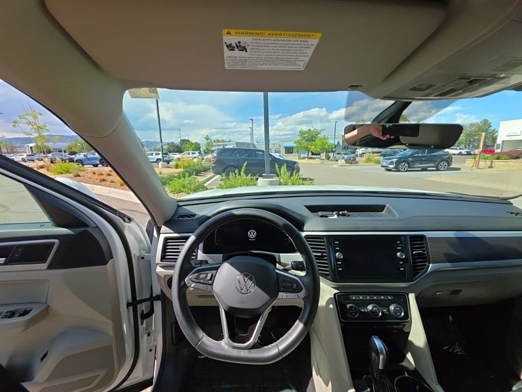 Used 2023 Volkswagen Atlas SE w/ Panoramic Sunroof Package AWD/4WD image 14