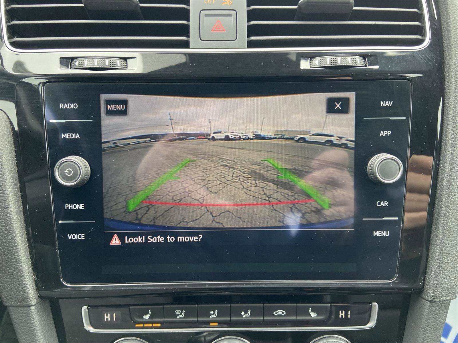 Used 2019 Volkswagen Golf R 4-Door image 30