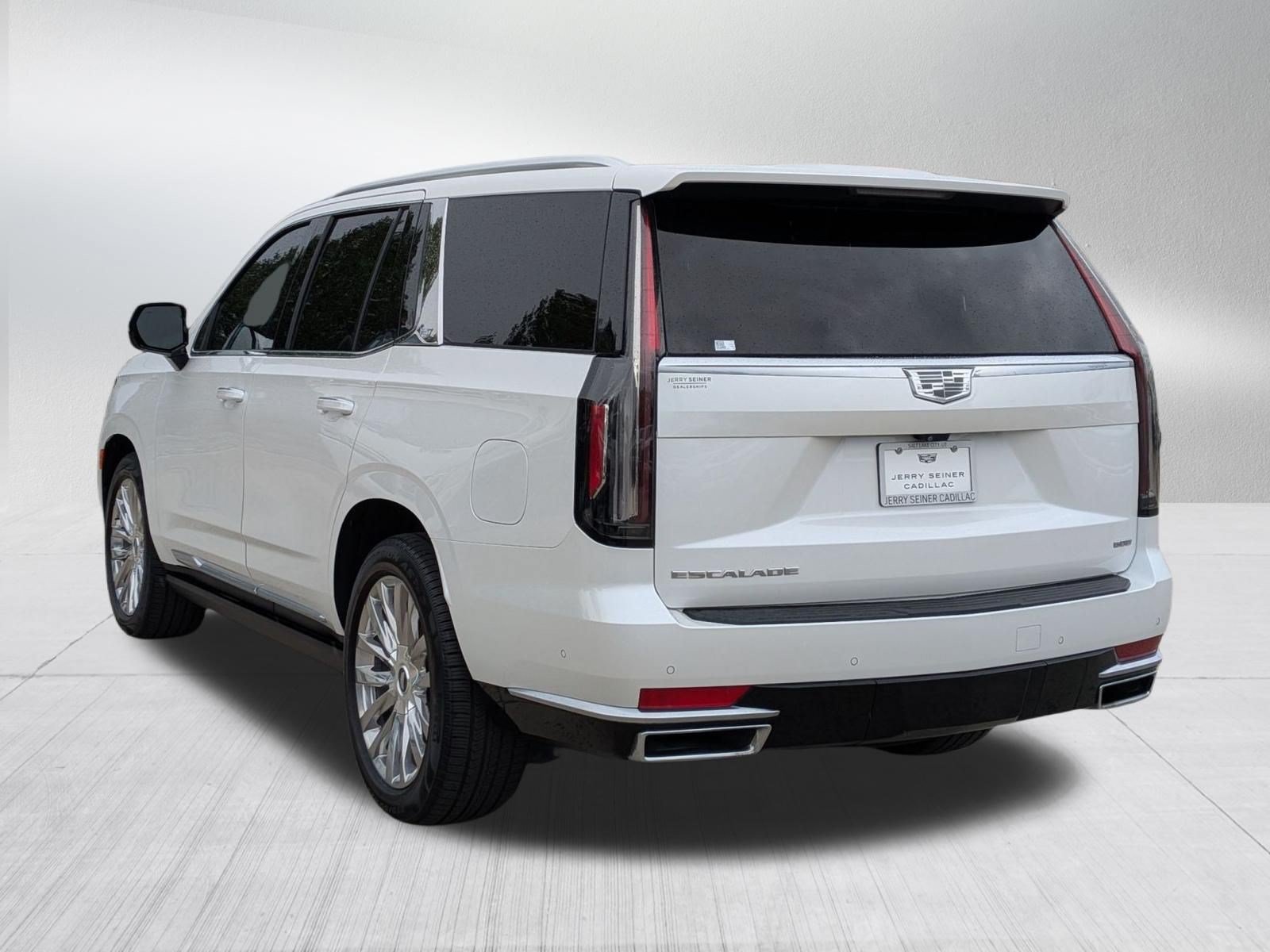 Certified 2024 Cadillac Escalade Premium Luxury w/ Performance Package AWD/4WD image 4
