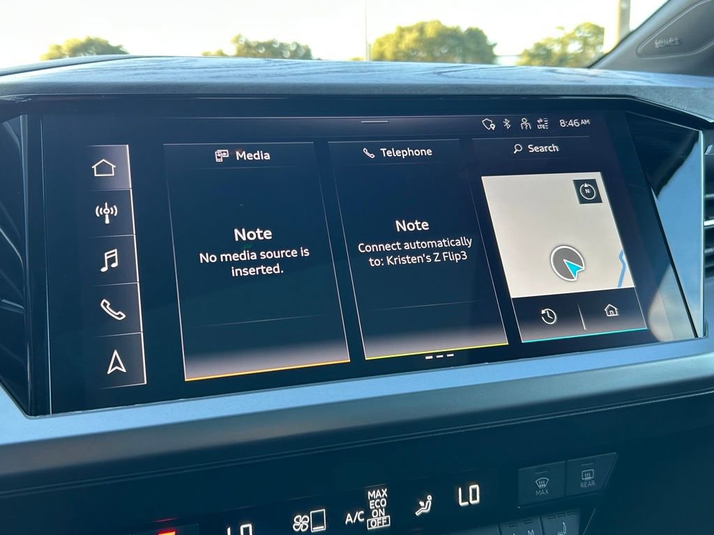 Used 2023 Audi Q4 e-tron Premium Plus w/ Premium Plus image 21