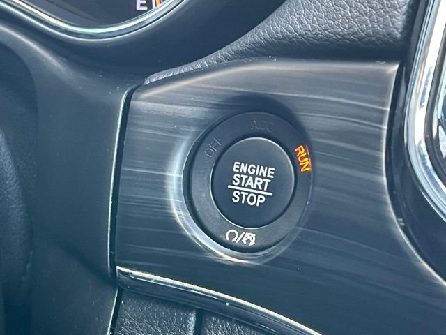 Used 2022 Jeep Grand Cherokee Limited image 16