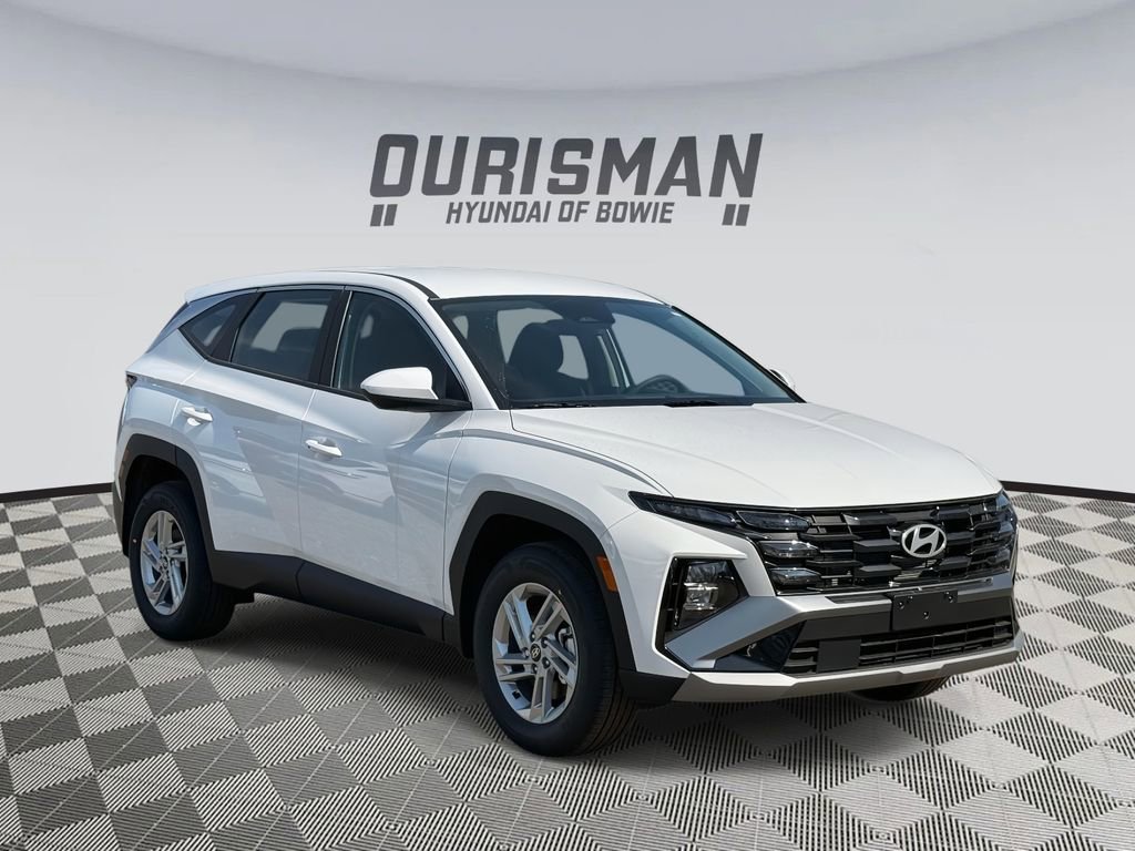 New 2025 Hyundai Tucson SE