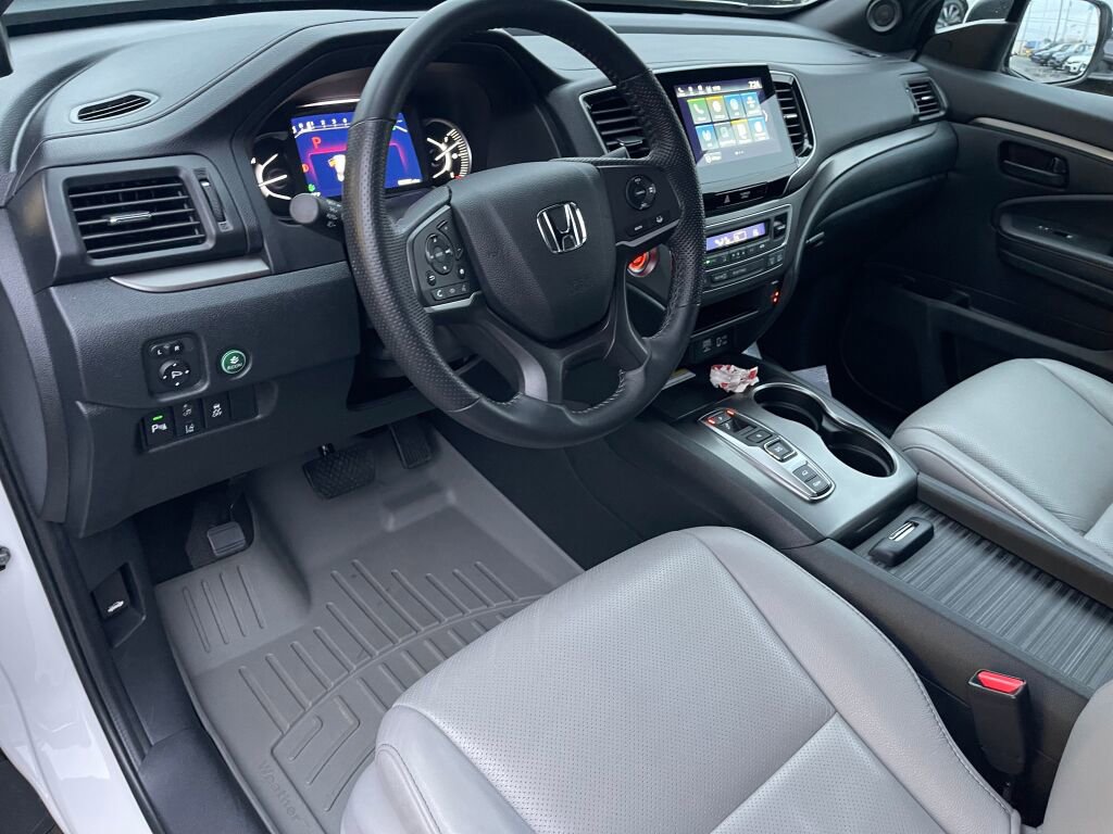 Certified 2023 Honda Passport EX-L image 9