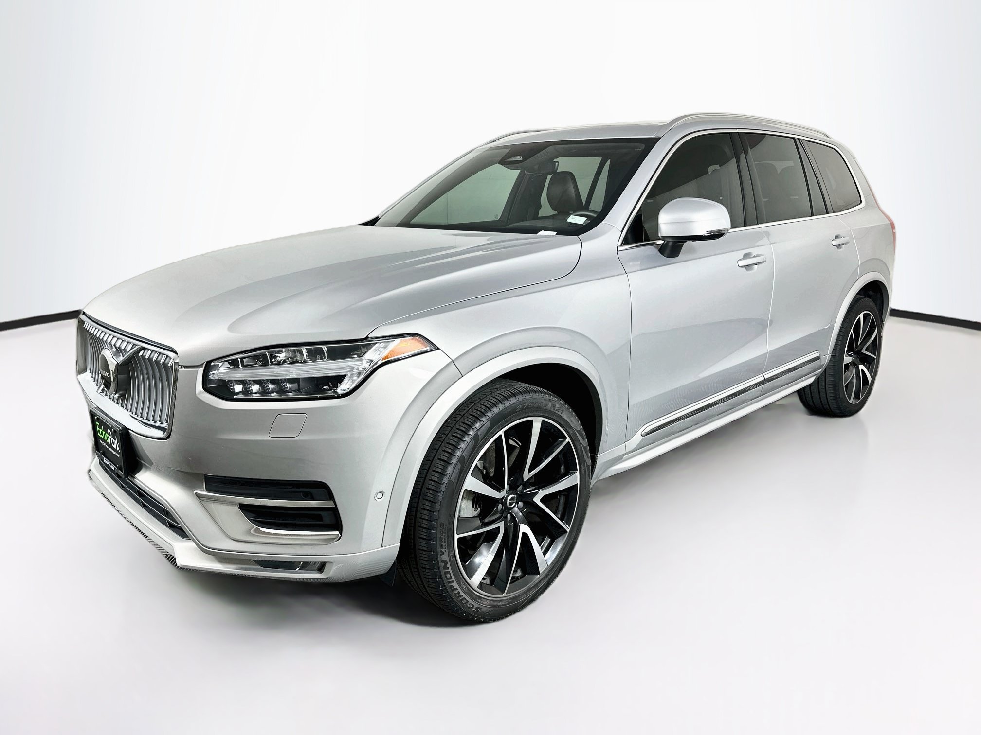 Used 2023 Volvo XC90 B6 Plus AWD/4WD image 3