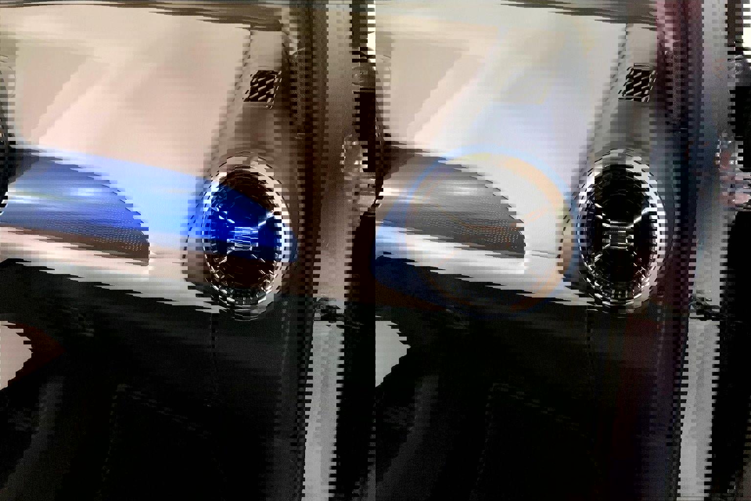 Used 2025 Chevrolet Equinox EV LT FWD image 16