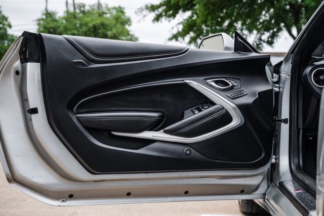 Used 2016 Chevrolet Camaro LT RWD image 68