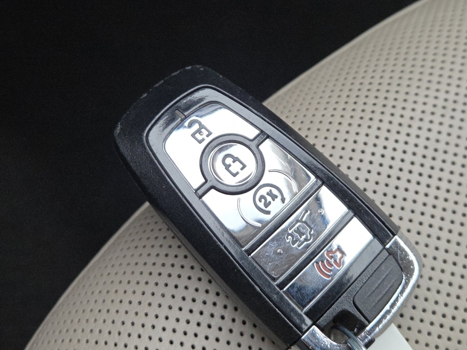 Used 2020 Lincoln Aviator Reserve image 36