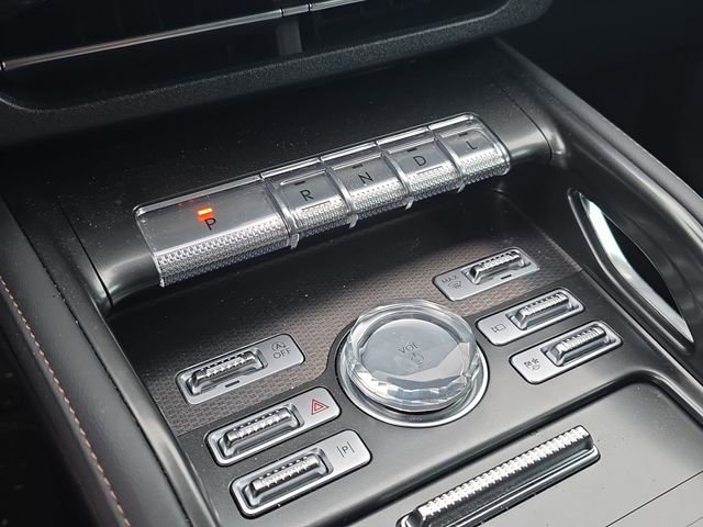 New 2026 Lincoln Nautilus Premier AWD/4WD image 20