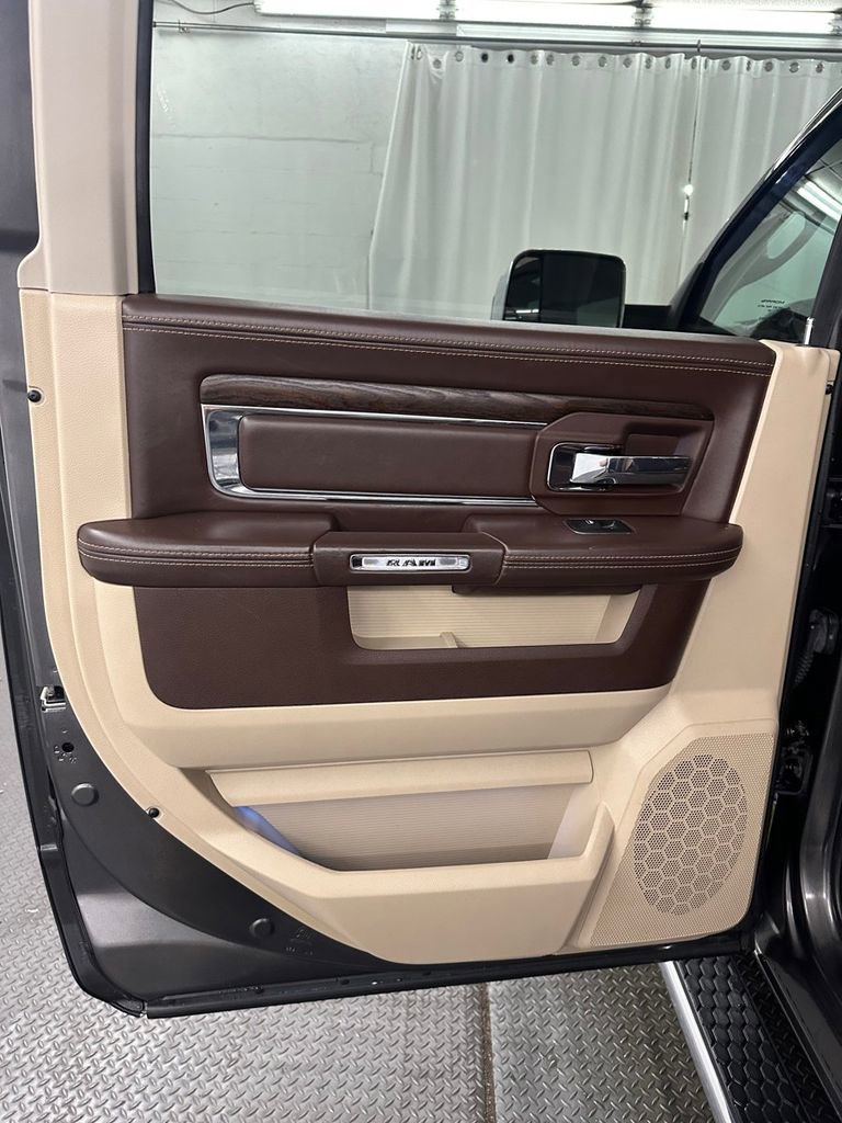 Used 2018 RAM 1500 Laramie Longhorn w/ Convenience Group image 25