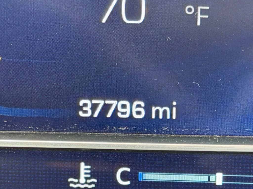 Used 2022 Chevrolet Silverado 1500 RST w/ Redline Edition image 14