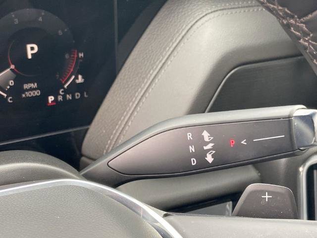 Used 2025 GMC Yukon XL Denali image 12