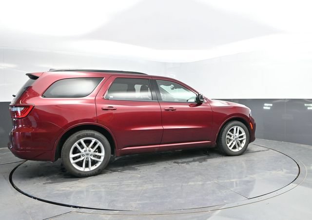 Used 2023 Dodge Durango GT RWD image 2