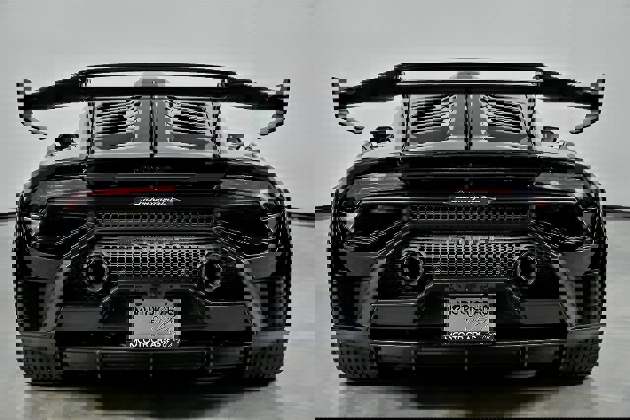 Used 2022 Lamborghini Huracan STO image 11