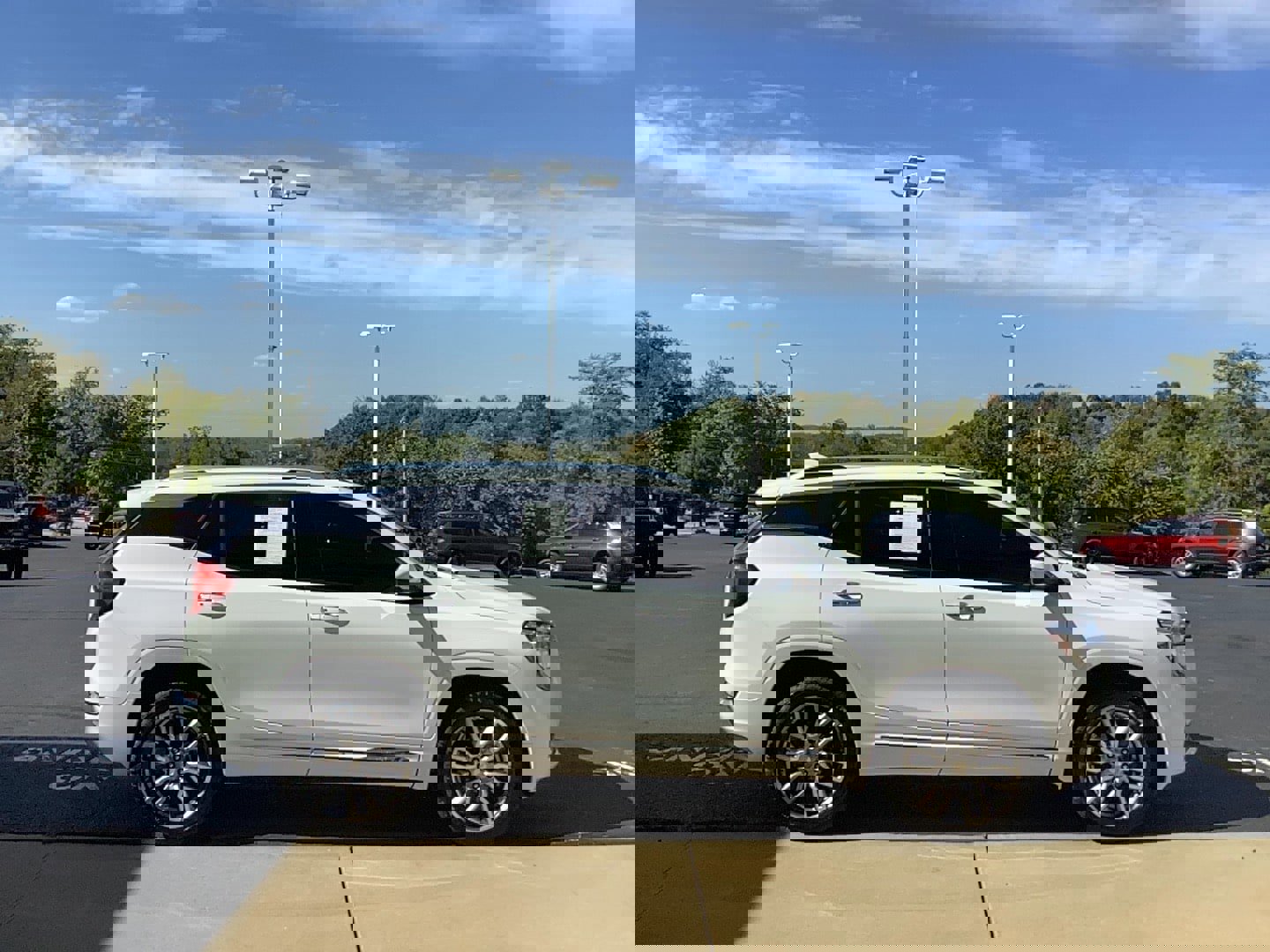 Used 2023 GMC Terrain Denali image 4