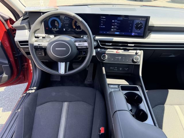 Used 2025 Hyundai Sonata SEL FWD image 17