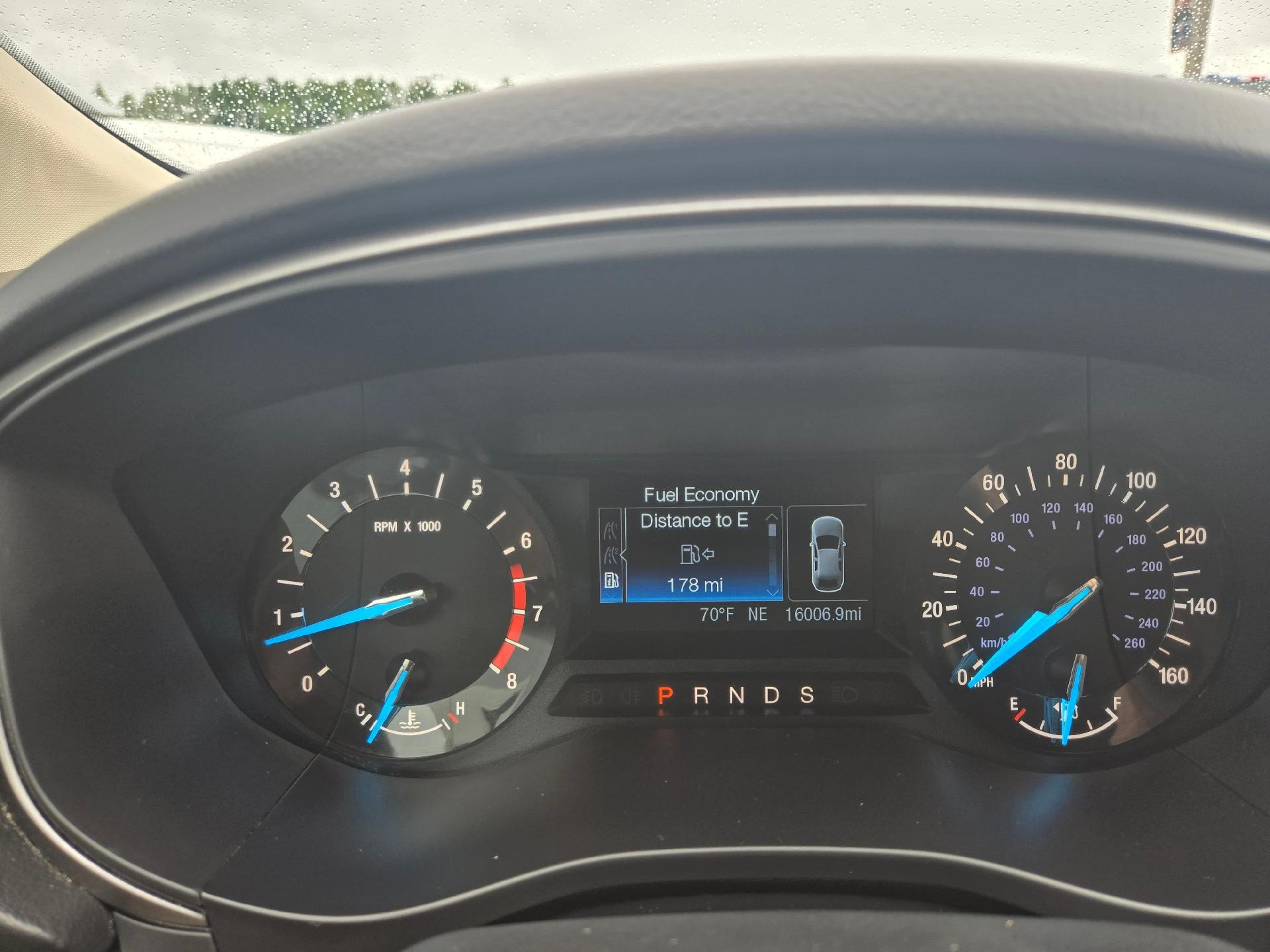 Used 2018 Ford Fusion SE FWD image 13