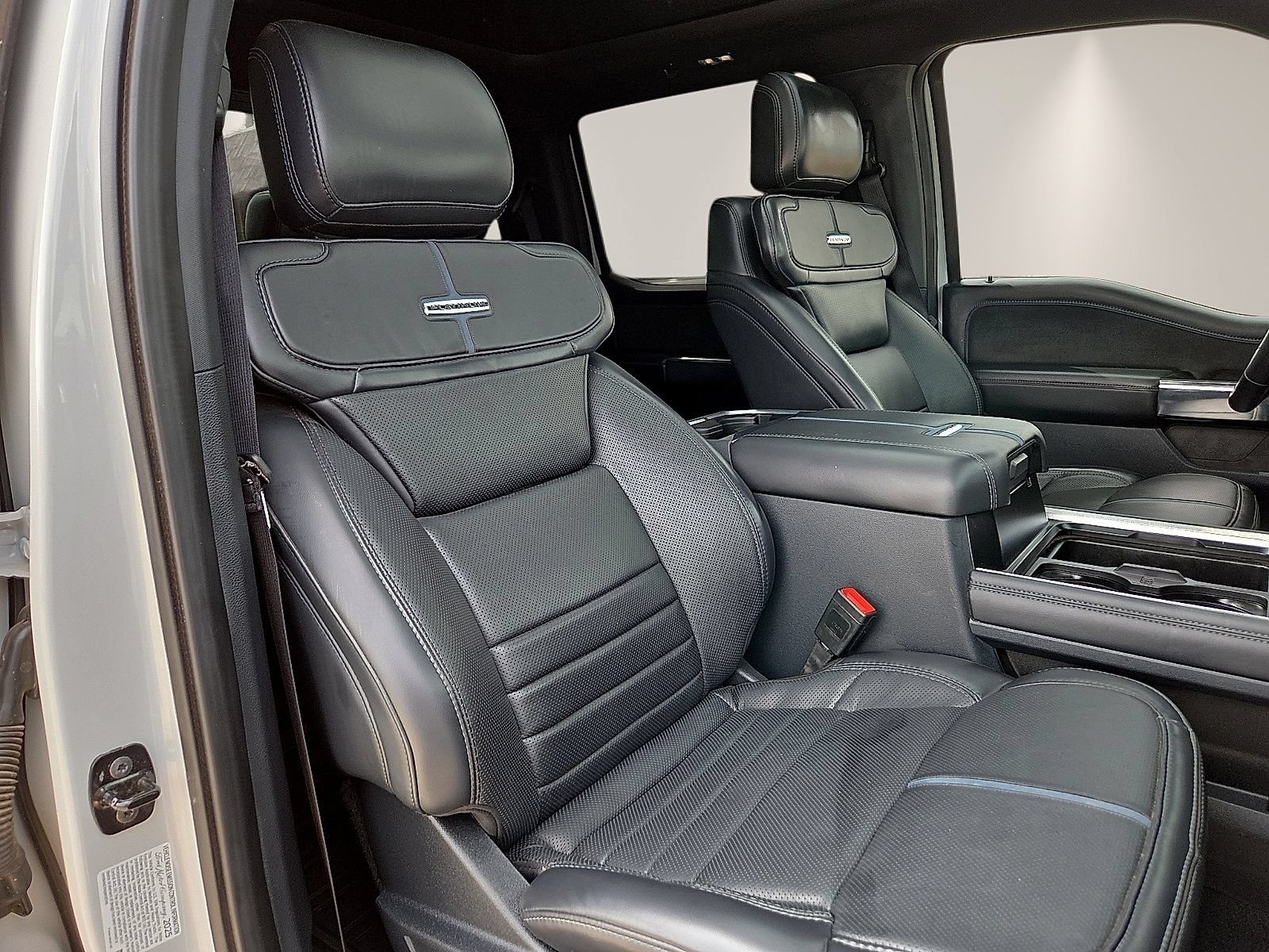 Used 2025 Ford F250 Platinum AWD/4WD image 10