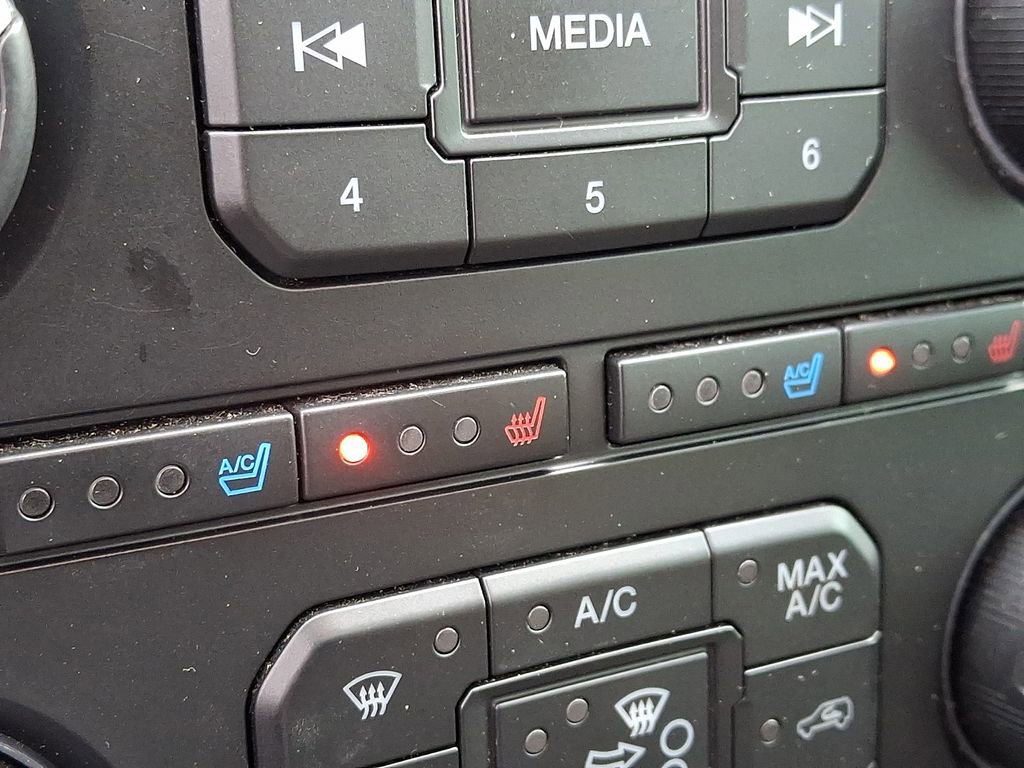 Used 2016 Ford Expedition King Ranch image 25