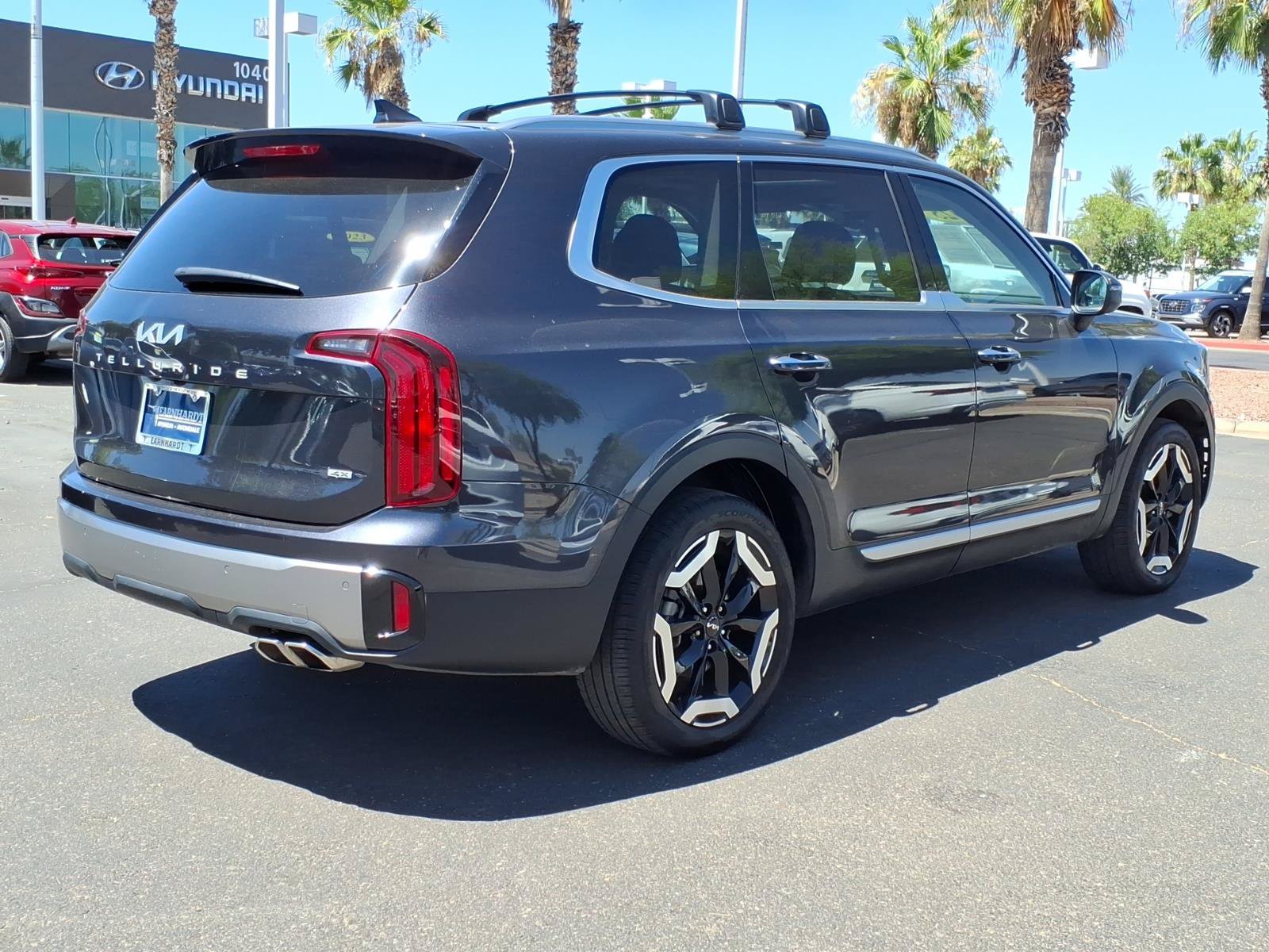 Used 2025 Kia Telluride S AWD/4WD image 5