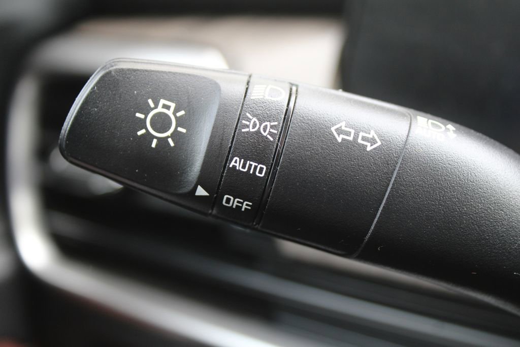 Certified 2024 Kia Telluride EX w/ EX Captain's Chair Package image 32