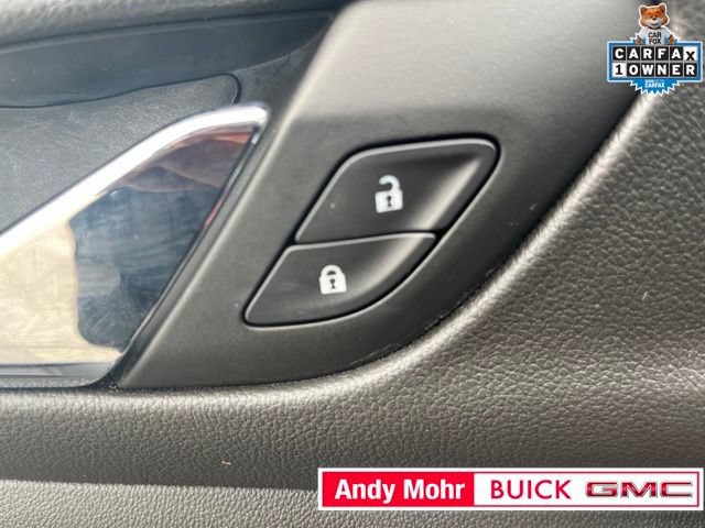 Used 2023 GMC Acadia SLT FWD image 19