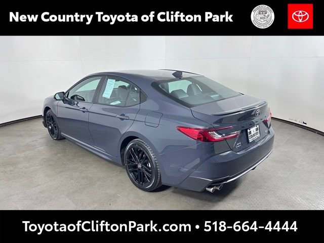 Used 2025 Toyota Camry SE w/ Convenience Package image 5