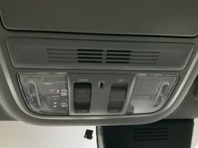 Used 2018 Honda Accord EX image 34