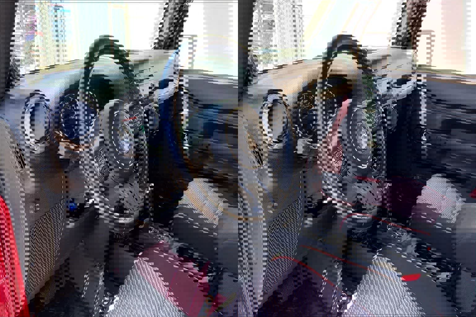 Used 2012 Jeep Wrangler Unlimited Sport w/ Connectivity Group AWD/4WD image 3