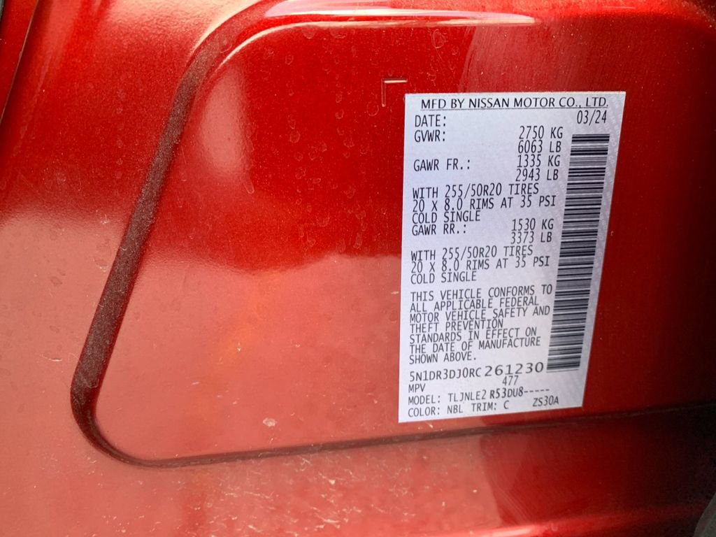 Used 2024 Nissan Pathfinder Platinum w/ Cargo Package image 37